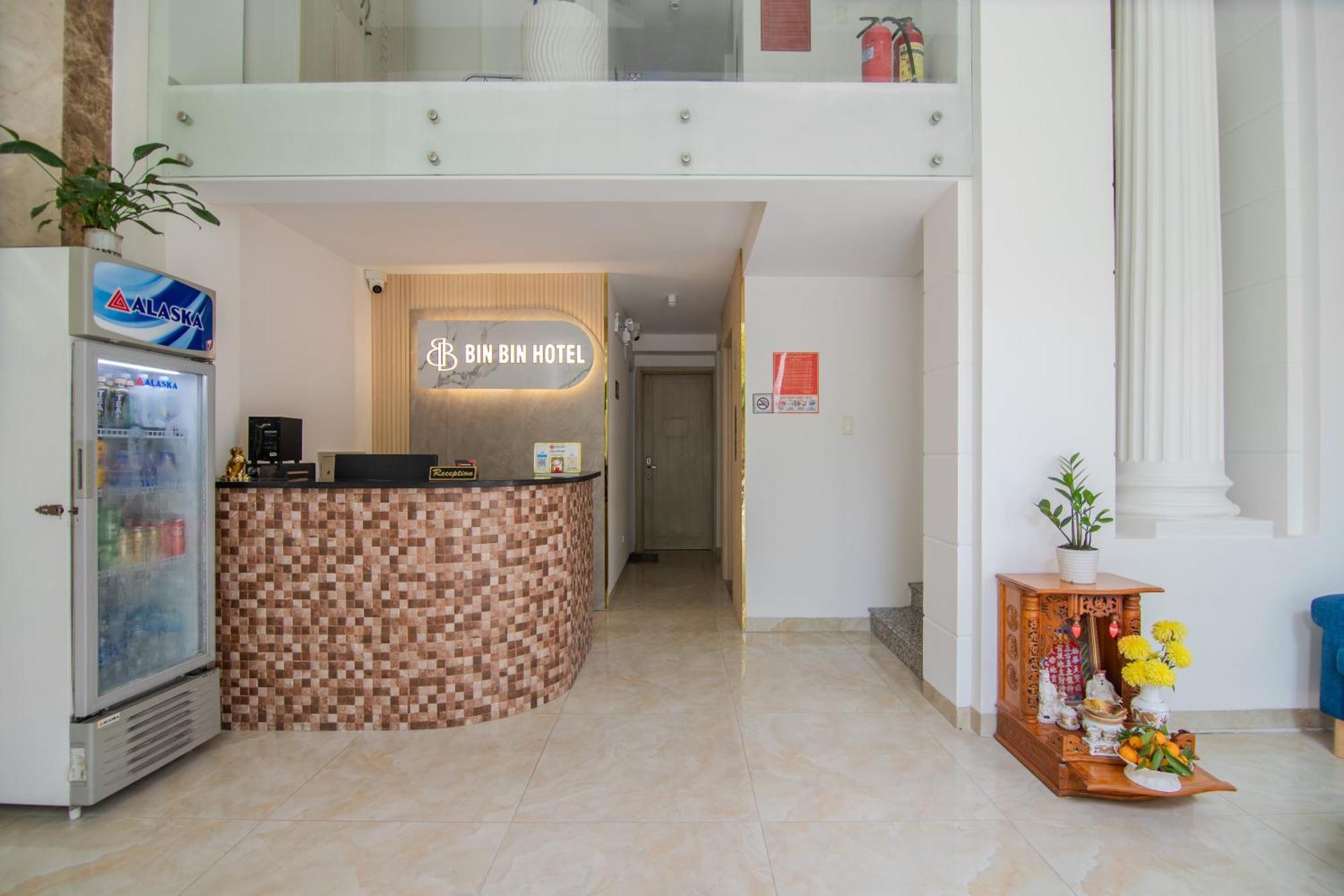 Bin Bin Hotel 3 - Near Sc Vivo City D7 Cidade de Ho Chi Minh Exterior foto